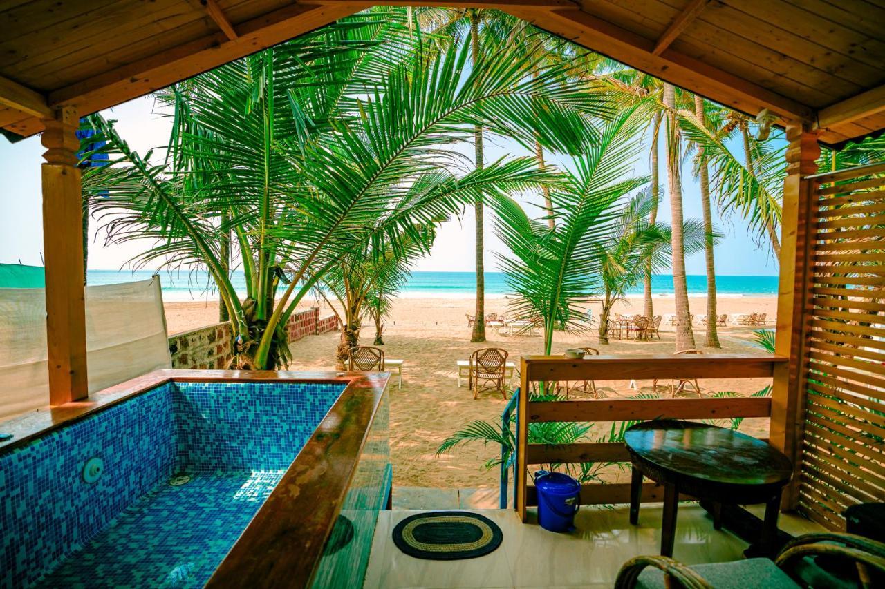 Orange Sky Beach Bungalow Агонда Екстериор снимка