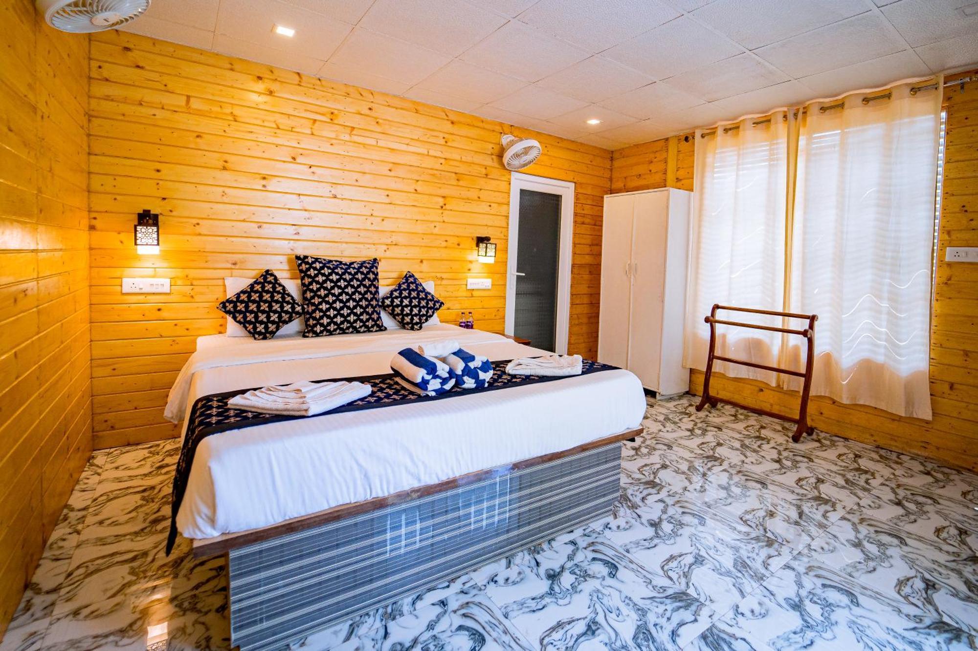 Orange Sky Beach Bungalow Агонда Екстериор снимка
