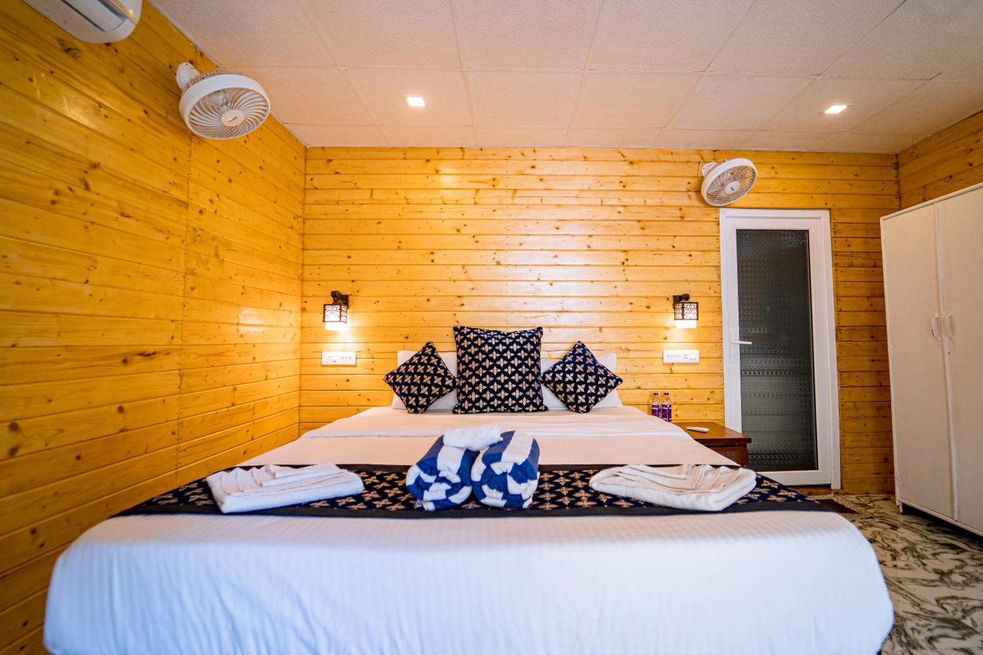 Orange Sky Beach Bungalow Агонда Екстериор снимка
