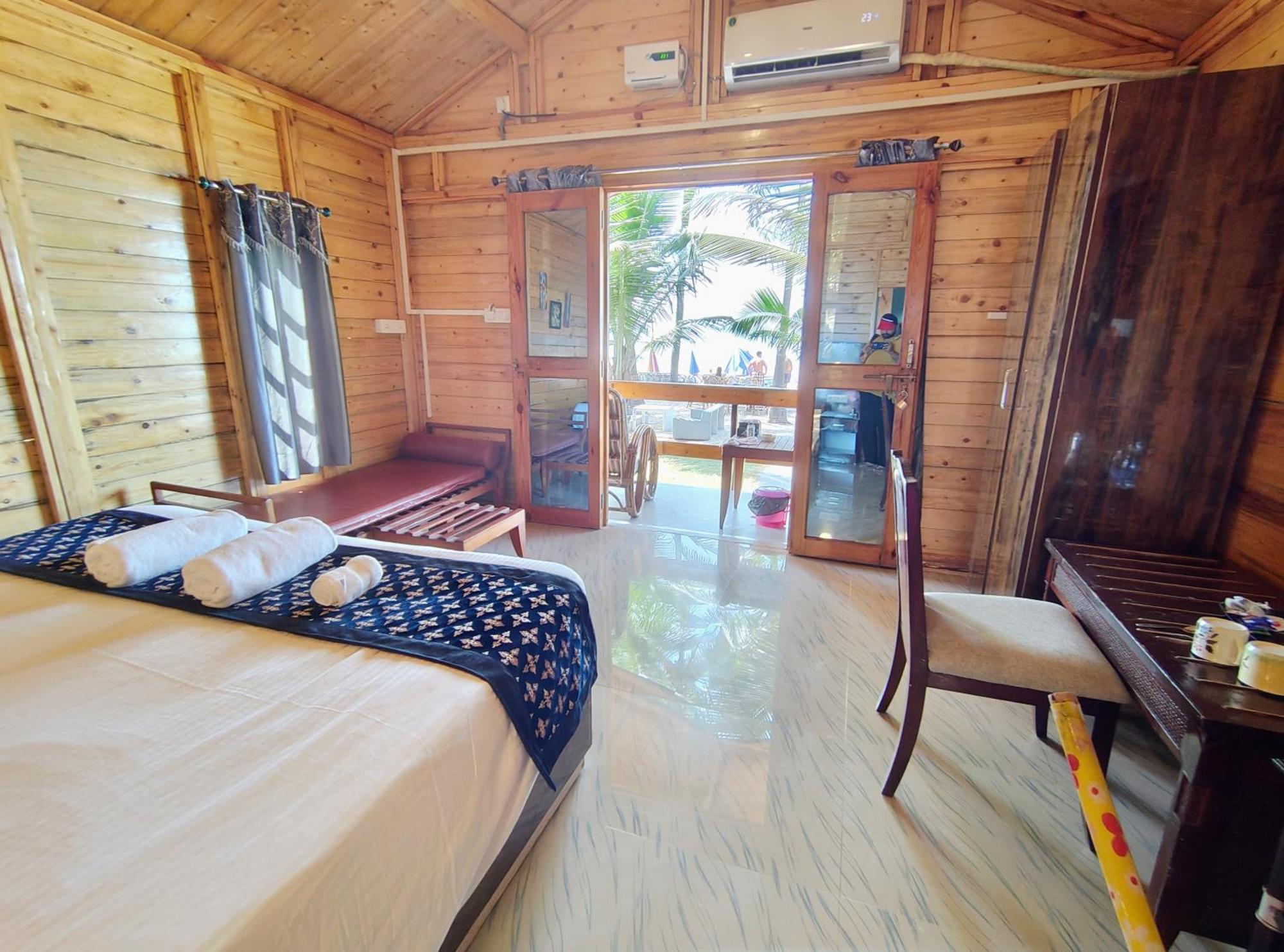 Orange Sky Beach Bungalow Агонда Екстериор снимка